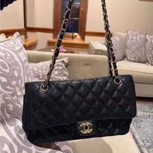 Chic Black Quilted Chain Shoulder Bag